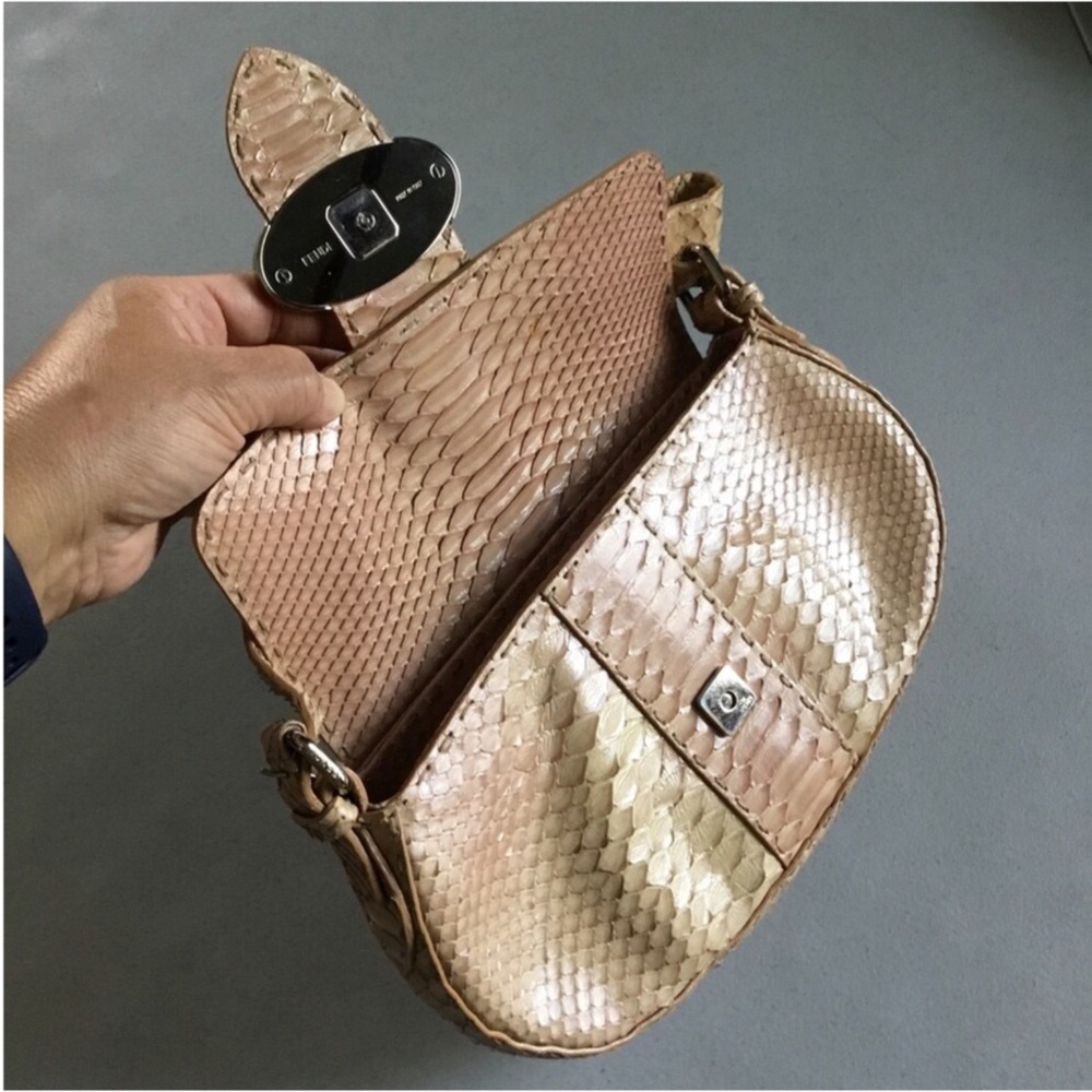 FENDI - Picture 14 of 15